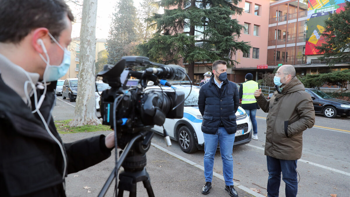Controlli ingressi a Scuola, a IMOLA arriva SKY TV