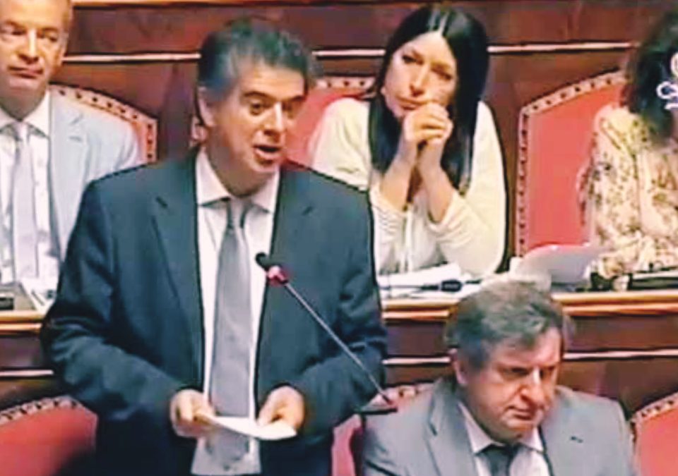 IL SENATO SI É ESPRESSO: MANCA RIMANE SENATORE