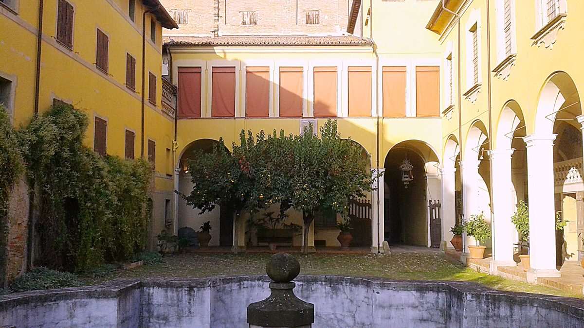 “VOTATE LA FONTANA DI PALAZZO TOZZONI COME LUOGO DEL CUORE”