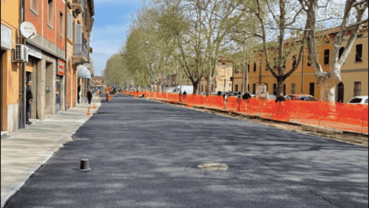 VIALE A. COSTA ASFALTATA E RIAPERTA AL TRAFFICO