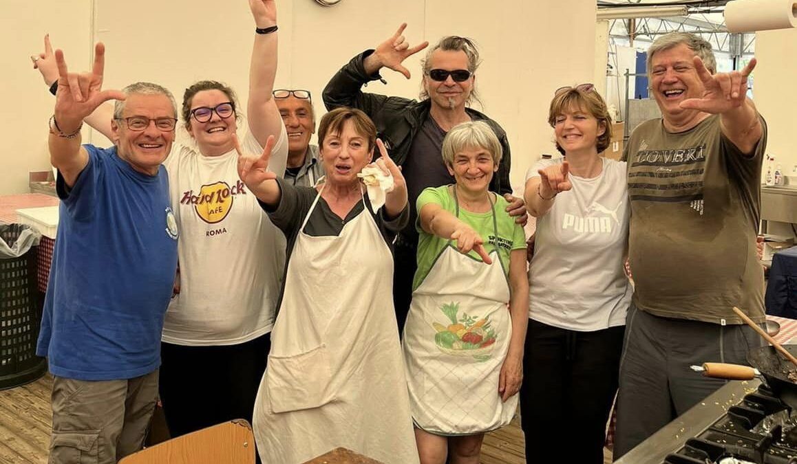 ANCHE PELÙ AGLI STAND DEL TORTELLINO: “650 PASTI SERVITI A SFOLLATI E SOCCORRITORI”