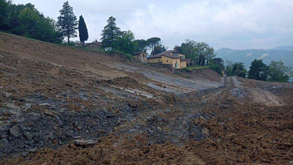 FRANE, RIAPRE IL PASSO DEL PRUGNO: CASOLANA APERTA AI SOLI RESIDENTI