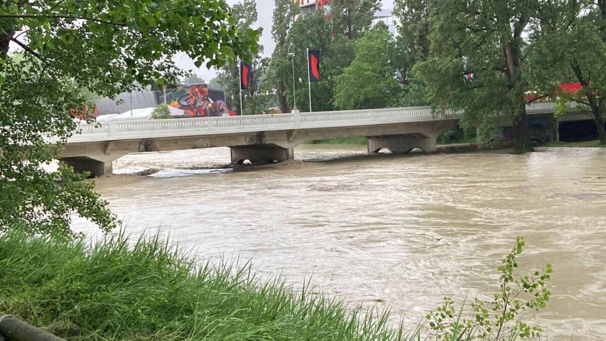 AUTODROMO, ACQUA AL PADDOCK 2: EVACUAZIONE PRECAUZIONALE