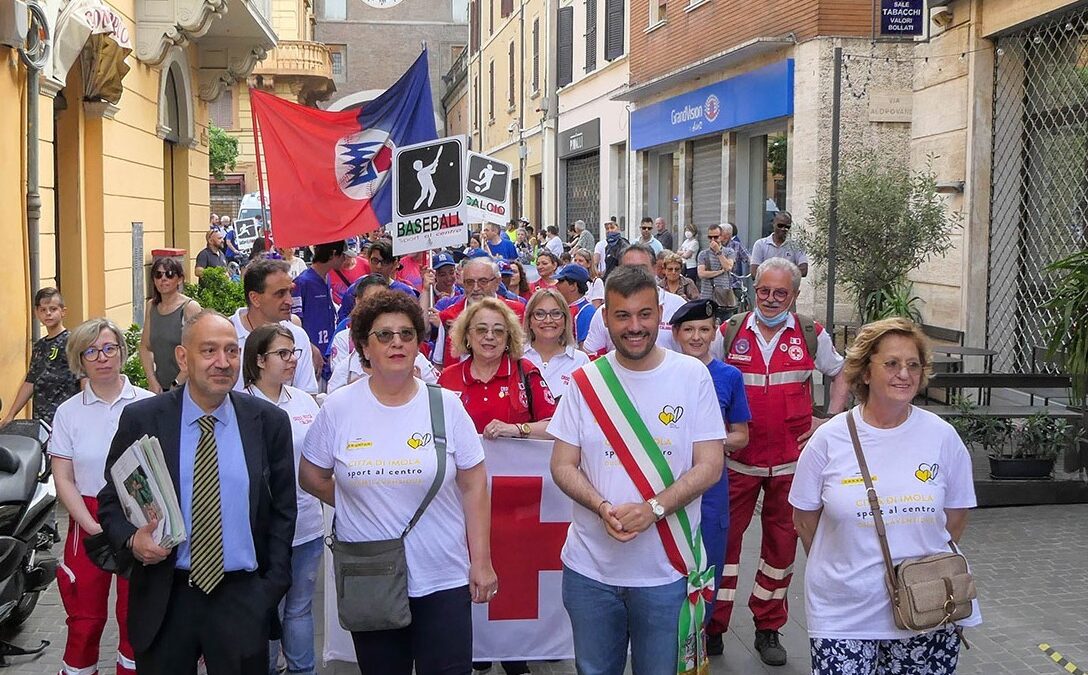 IMOLA, TORNA “SPORT AL CENTRO”