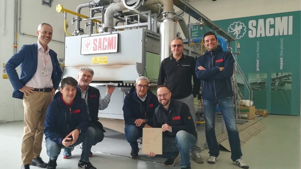 È DI SACMI LA PRIMA PIASTRELLA COTTA CON FORNO A IDROGENO