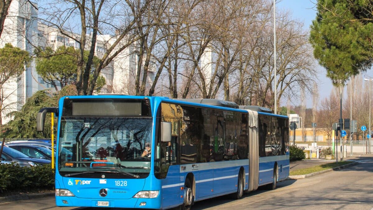 BUS, DALL’8 MARZO PAGAMENTO CON CARTA ANCHE SULL’EXTRA-URBANO
