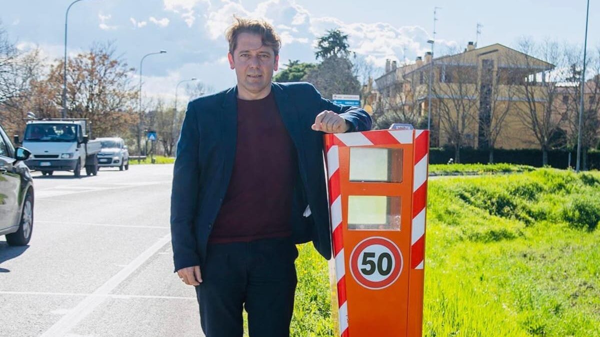 VELOX, CARAPIA NON CI STA: “LA SICUREZZA STRADALE SI FA CON LE PATTUGLIE”