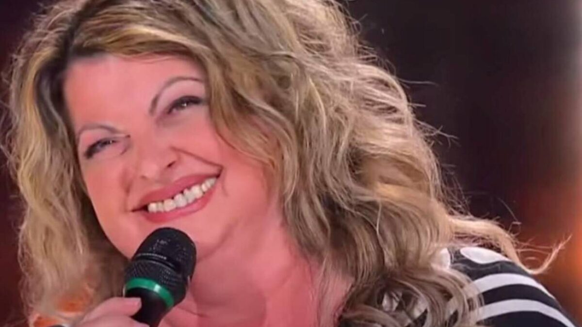 Sonia Davis premiata da “Linea Rosa” per l’impegno contro la violenza di genere
