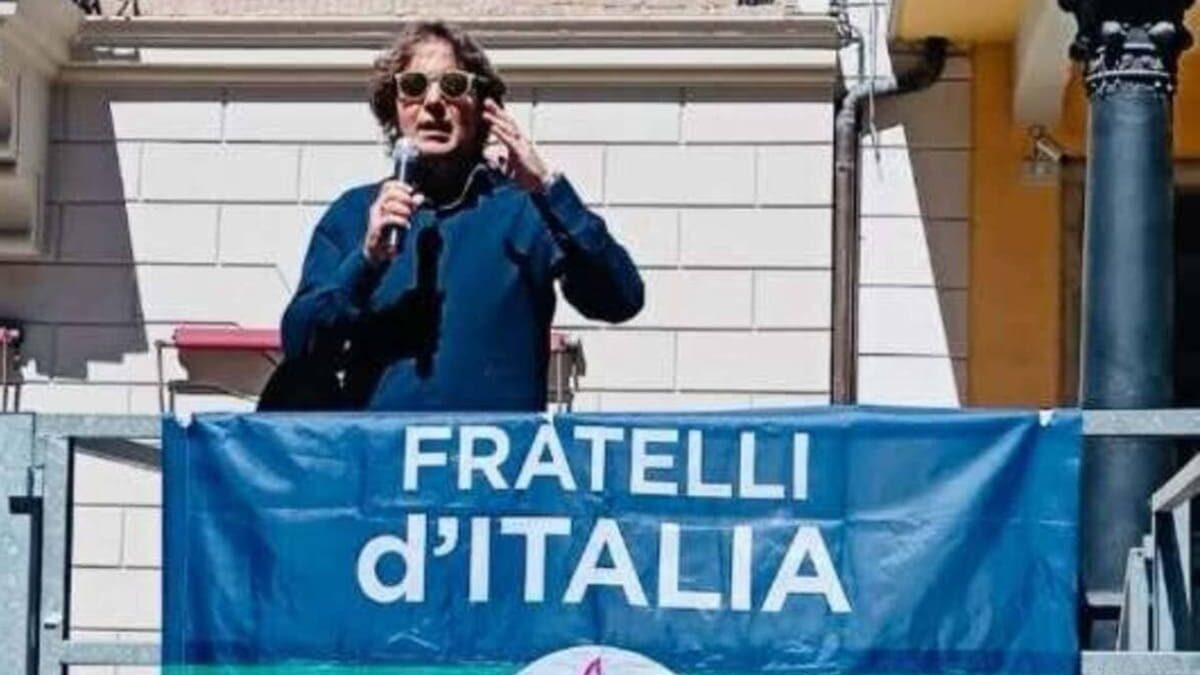 Imola, Carapia (FdI) attacca: “Giardini di San Domenico in mano ai pusher su due ruote.