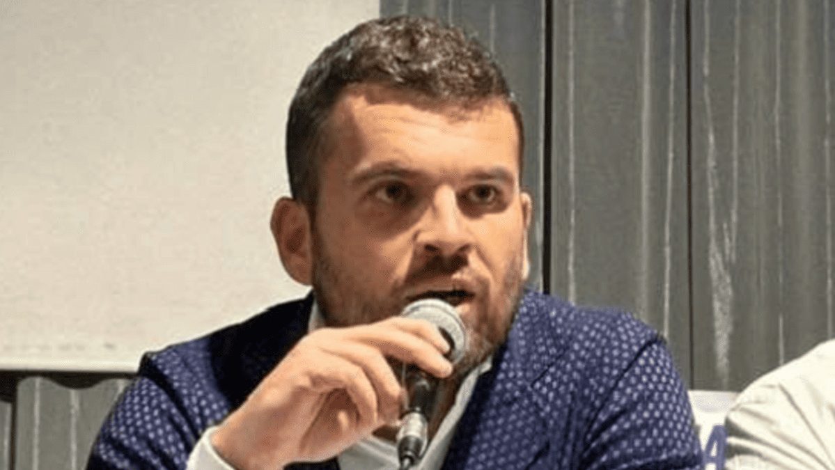 ILYAN DOSI( FDI): “Oltre 2,1 milioni di euro all’anno per l’accoglienza. Il Circondario metta al centro le famiglie italiane in difficoltà”